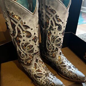 NIB Corral Mint Glitter Inlay Boots Size 6
